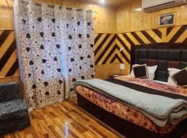 The knights inn, hotel a Anantnāg