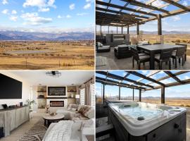 Mountain View Modern Oasis - Swim Spa -Steam -More, khách sạn ở Broomfield