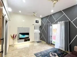 Silver appartment by LUXE