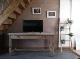 Gîte du Monbaillon, Hotel in Saint-Pourçain-sur-Besbre