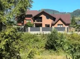 Sweet HoMe Котедж в Карпатах