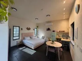 בסנדלים: חאן בוטיק בגולן