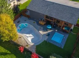 Big Bear Chalet and spa