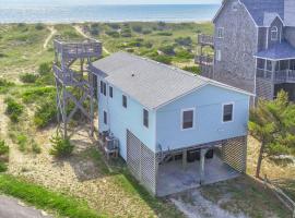 See-Shore 451: Beachfront w/private hot tub, hotel v destinaci Avon