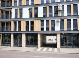 Lana Apartmani Autor、トゥズラのホテル