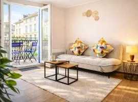 Le Cosy Bruey - Centre Historique - Balcon & Patio