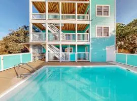 Sound front home with amazing views, private pool, hot tub, theater & rec room