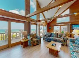 Oceanfront 4 bedroom house w/ AC, ocean view, WiFi, private W/D
