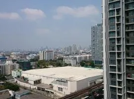 Sukhumvit 81 Condo - A