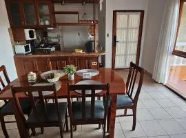 Céntrico apartamento a 5 cuadras de la Plaza Principal