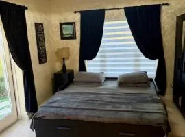 Homestay Weston Ranches