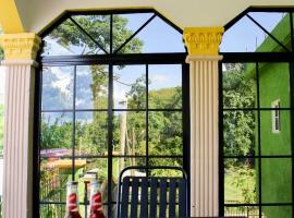 Coke Guest House, hotel i Mandeville