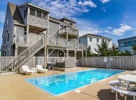 COASTAL BEACH HOME WITH EASY BEACH ACCESS, PRIVATE POOL & HOT TUB