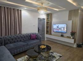 Cozy 1 Bedroom Holiday Suite and Apartment in Lagos, hotel Egba városában