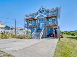 Spacious oceanside home w/elevator, private hot tub, grill-Dogs welcome