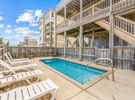 Viesnīca Coastal home with private pool, game room, media lounge, oceanside deck pilsētā Waves