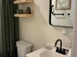 Cozy 2-bed 1-bath apartment