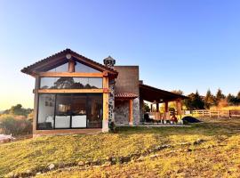 BOSK TAPALPA - Cabaña en Tapalpa, hotel i Tapalpa