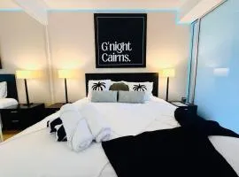 Harbourfront Haven, Ocean Views, Pool & Spa