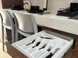 B- Cómodo loft a minutos del Consulado y UDEM