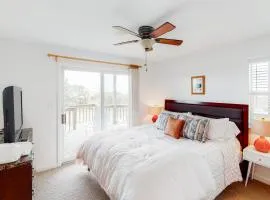 Secluded Waterfront House w/ Private Hot Tub, Ocean View, Central A/C, Free WiFi