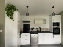 Maison de 59 m3 plein pieds avec terrasse-5 personnes, hotel di Marcheprime