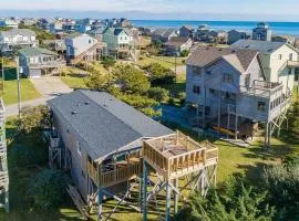 Warm & happy home a short walk from the beach with central AC & screened porch