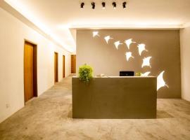 Island Scuba, hotel em Dhangethi