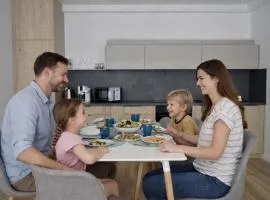 Barkowska 25 - nowoczesny apartament blisko gór z parkingiem by ReApartments