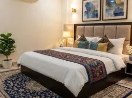 Hotel The Royal Shelter Premium Air Conditioned Rooms With Free Parking And Wifi !!! Highly Recommended Hotel In Agra