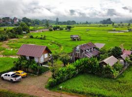 DeeTorJai FarmStay Nan ดีต่อใจ ฟาร์มสเตย์ น่าน โดยเจ้าของ, pet-friendly hotel in Ban Klang