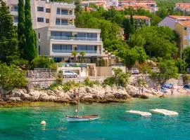 VILLA FRAN - DELUXE PENTHOUSE SUITE with private pool # 4