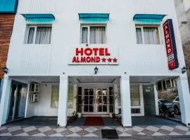Hotel Almand Kalka Highway