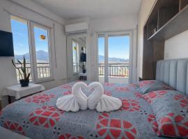 Romantic Penthouse with Mountains View, hotel a Kashari