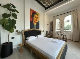 PORT CITY HAIFA - Urban Penthouse Loft WJacuzzi