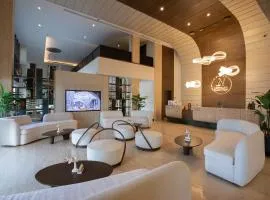 Luxury Night Hotel Al Yasmin