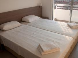 St. George Rent Rooms, ξενοδοχείο στη Λάρνακα