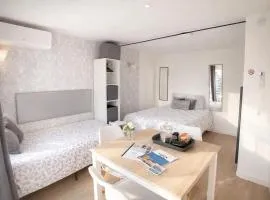 Le Clos Lassagne - Clim, Terrasse privative, Petit déjeuner - Lyon Sud Brignais