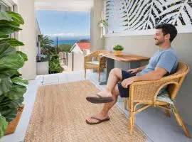 OceanBreeze50 Stylish Garden Route Stay in Central Mossel Bay
