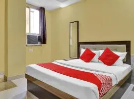 OYO 82518 hotel Royal in