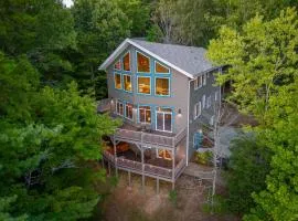 Upscale Alpine Golf Retreat Hot Tub & Game Room