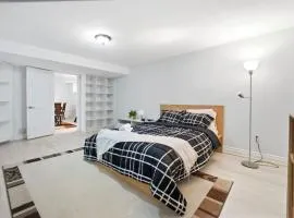 Tranquil Bliss Entire 2BR Guest Suite 9 min to Falls with Free Parking