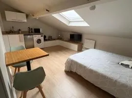 charmant studio tout confort à 50m de la gare