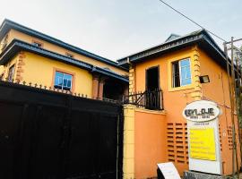 ILeviaoje hotel, ξενοδοχείο σε Ijegun