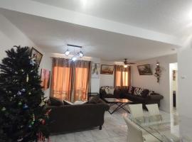 Scenic and cosy, hotel i Arima