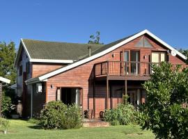 Dardanus Cottage, Trails End Private Estate, Swartvlei, hotel u gradu 'Sedgefield'