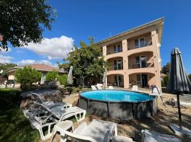 Viesnīca Къща за гости Крапец pilsētā Krapeca