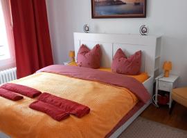 Chez Sabine et Sarah, Hotel in Gacé