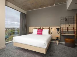 Moxy Dublin Docklands – hotel w Dublinie