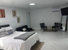 Beautiful 1 bedroom Studio located in Miramar